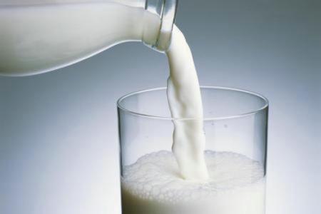 过期牛奶的11个妙用 过期牛奶如何变废为宝_过期牛奶5个妙用(2)