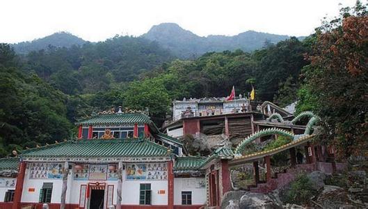 梅州泮坑风景区 梅州龙岩寺