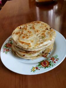 正宗脂油饼的做法视频 脂油饼的做法