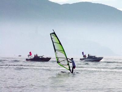 水上冲浪出租 水上冲浪历史溯源