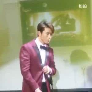 2pm帮玉泽演追李晟敏 2PM玉泽演《Be My Merry Christmas》中文歌词