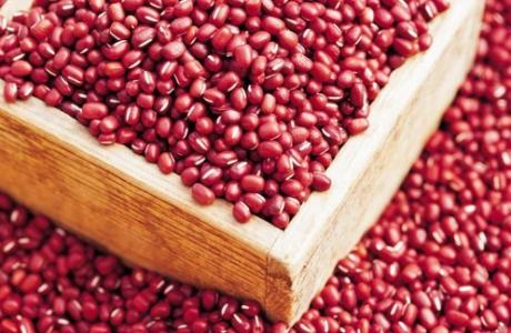 赤小豆和红豆的区别 赤小豆的功效与作用及食用方法