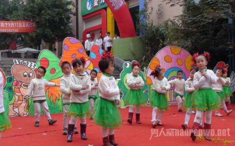 2017跨年晚会 2017幼儿园跨年晚会活动方案