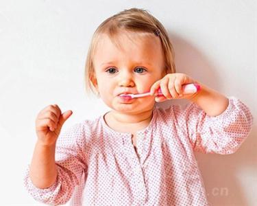 小孩子不肯刷牙怎么办 宝宝不喜欢刷牙怎么办