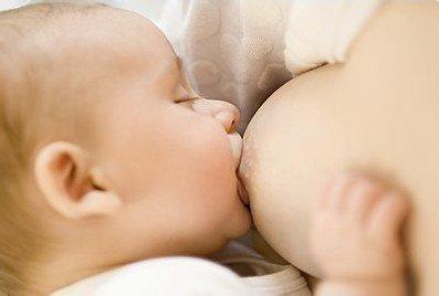 新生儿科母乳喂养制度 新生宝宝母乳喂养的特点