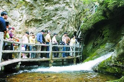 十一月份去哪里旅游好 十一月份去哪里旅游“脱光”(3)