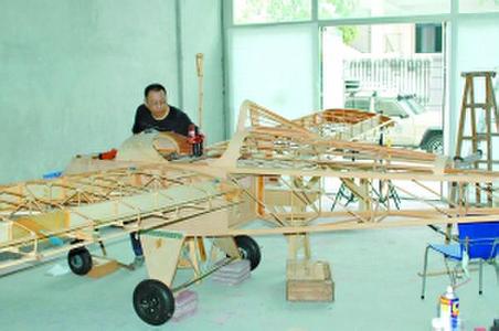滑行小飞机diy制作 DIY小飞机的制作方法