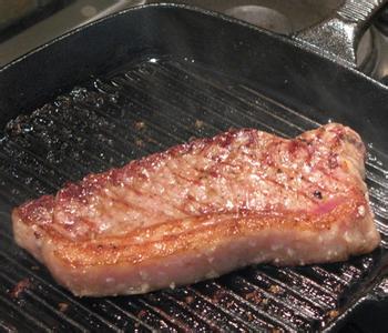 自己在家怎么煎牛排 在家怎么做香煎牛排