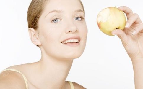 睡前空腹吃苹果好吗 空腹吃苹果能减肥吗