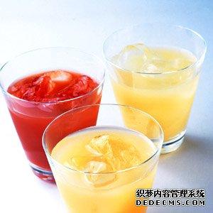 缓解眼睛疲劳 缓解精神疲劳 香蕉萝卜汁