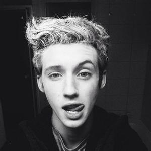 fun troye sivan Troye Sivan(特洛耶・希文)《Fun》歌词