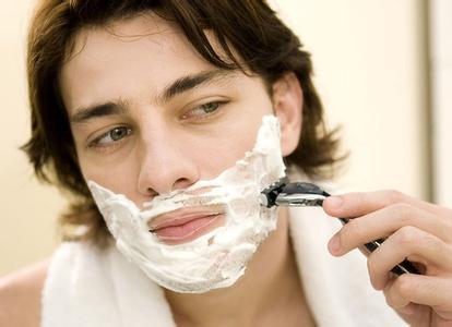 正确的剃须方法 怎样正确剃须的方法
