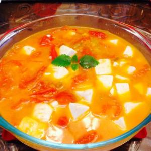 西红柿和豆腐煲汤做法 西红柿豆腐汤的做法