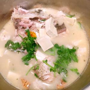 鱼头豆腐汤的做法 鱼头鱼丸豆腐汤的做法