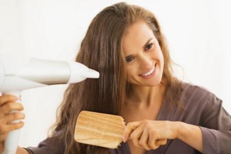 清理家中杂物 如何清理家中的头发