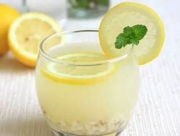 柠檬水制作方法 柠檬水的3种制作方法