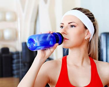 怎样喝水才能减肥 运动后这样喝水才能减肥