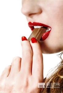 月经期吃巧克力的危害 月经期吃巧克力好吗