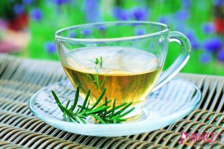 减肥喝红茶还是绿茶 红茶VS绿茶哪个更适合减肥