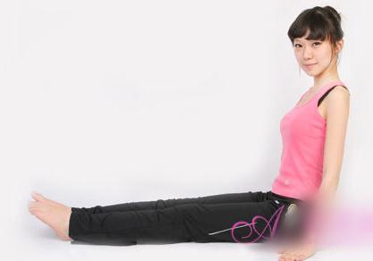 瑜伽腹部减肥动作 女性腹部减肥瑜伽