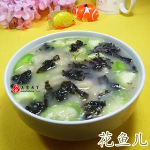 孕期食谱:紫菜玉米排骨汤的做法