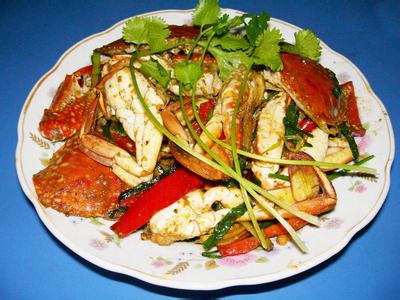 广东姜葱炒蟹的做法 姜葱炒蟹的做法