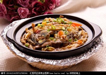 韩式肥牛金针菇的做法 韩式肥牛金针菇煲的做法