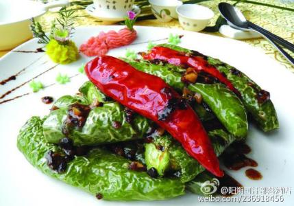 青椒吃法 青椒和什么搭配吃最好_青椒的营养吃法