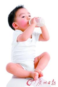 婴幼儿腹泻 婴幼儿秋季腹泻的家庭治疗方法_婴幼儿腹泻怎么办