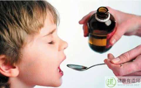 小孩咳嗽吃什么好的快 小孩咳嗽吃什么好的快_治疗小孩咳嗽的方法