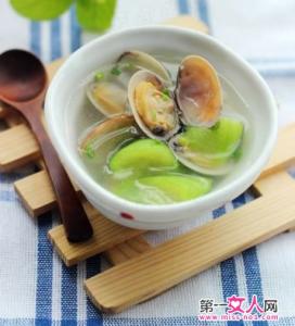 花蛤的做法 美容汤――丝瓜花蛤汤的做法