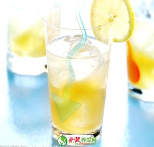 柠檬汁排肾结石 秋季喝柠檬汁可以预防肾结石