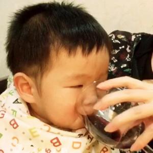 葡萄酒小孩可以喝吗 小孩能喝红酒吗