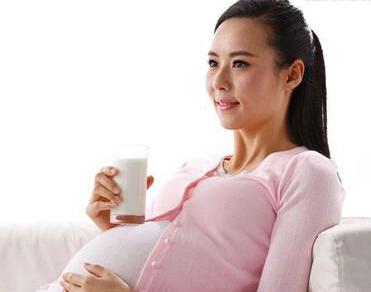 高龄孕妇怀孕就要保胎 怀孕就要喝“孕妇奶粉”吗