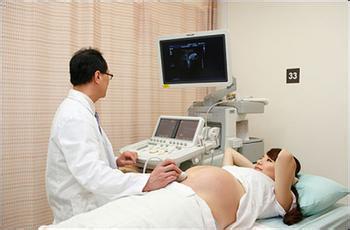 孕妇产前检查时间表 孕妇产前检查 什么是羊水刺穿