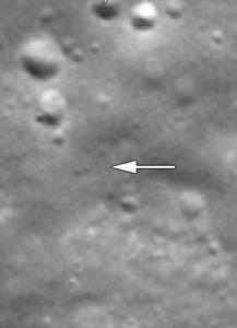 月球表面陨石坑组 月球表面的坑是怎么形成的