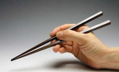 筷子兄弟是韩国人吗 韩国人为何喜欢用金属筷子