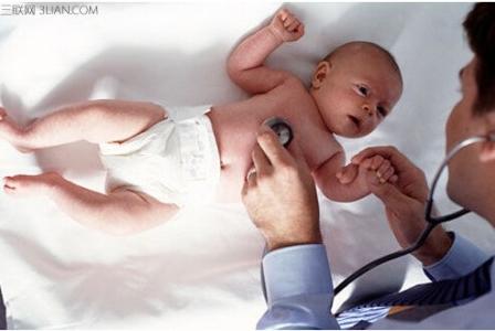 新生儿肺炎的治疗 新生儿肺炎的特征 新生儿肺炎的治疗