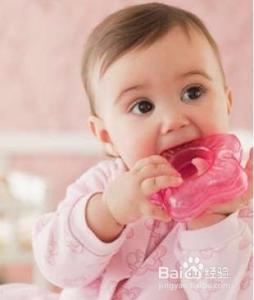 影响宝宝牙齿的不良习惯有哪些？