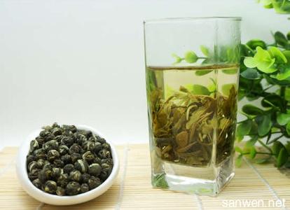 白茶的功效与作用 茉莉花茶的功效与作用及食用方法