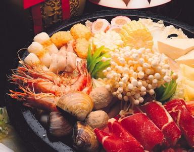 吃火锅每人需要多少菜 吃火锅要少点哪些菜