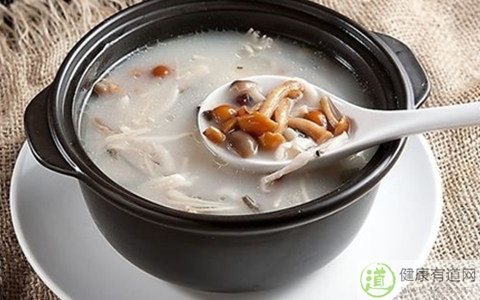 上吐下泻吃什么食物好 上吐下泻吃什么好_治疗上吐下泻的食物