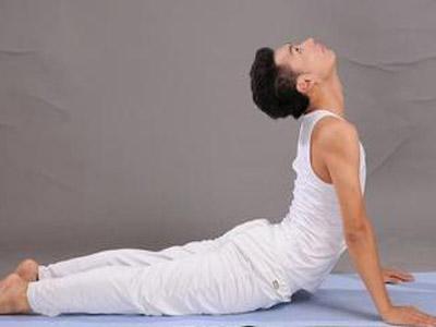 男人练瑜伽的好处 男人练瑜伽对身体有什么好处