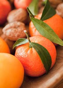 橘子皮的功效与禁忌 秋季吃橘子禁忌事项 秋季吃橘子有哪些禁忌