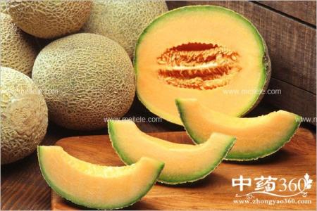 哈密瓜食用禁忌 哈密瓜的功效与作用及禁忌 哈密瓜的食用方法