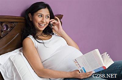 孕妇看手机 孕妇如何正确使用手机