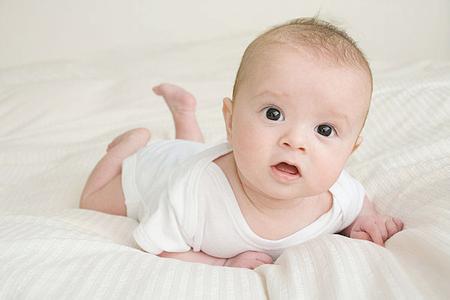 宝宝哭多久会影响健康 宝宝胎记哪些会影响到健康呢