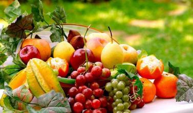 肺火吃什么水果 肺火旺吃什么水果好 缓解肺火旺的水果