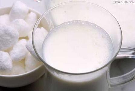 牛奶过期了怎么办 牛奶过期了怎么办_过期牛奶有什么用