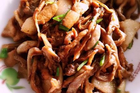 蘑菇炒肉的做法家常 蘑菇炒肉的做法